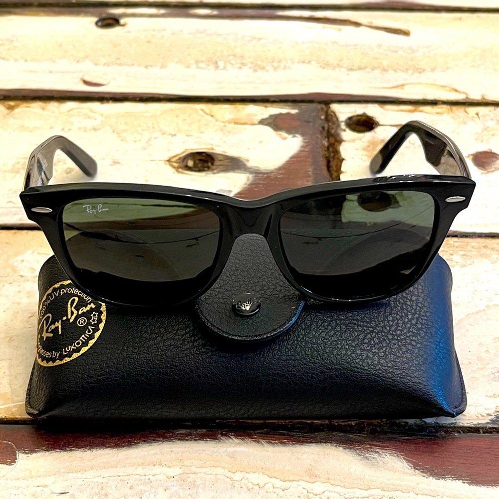 Ray Ban Large Classic Wayfair- 54mm